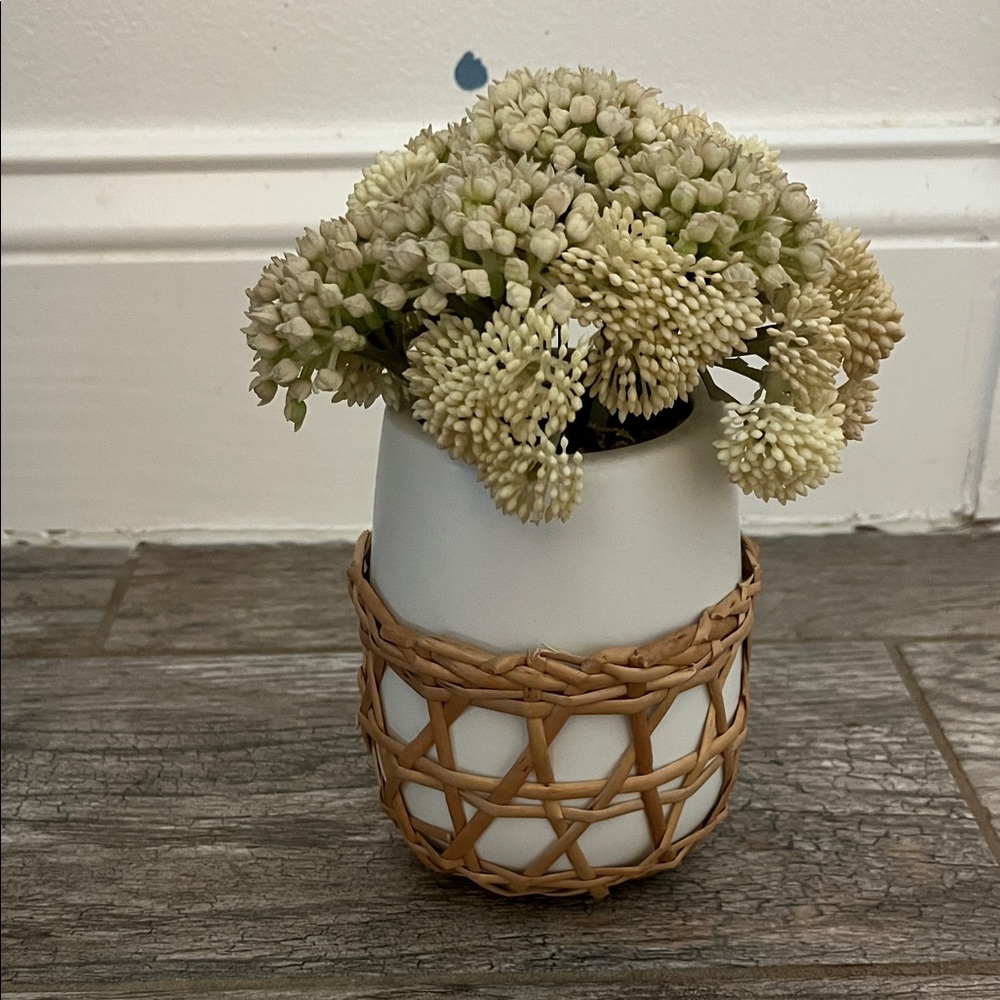 White and Tan Woven Vase with Flowers
